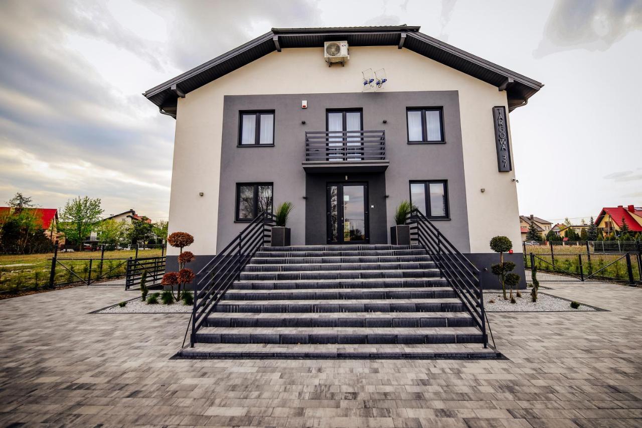 Targowa37 Uniejow Bed & Breakfast Екстериор снимка