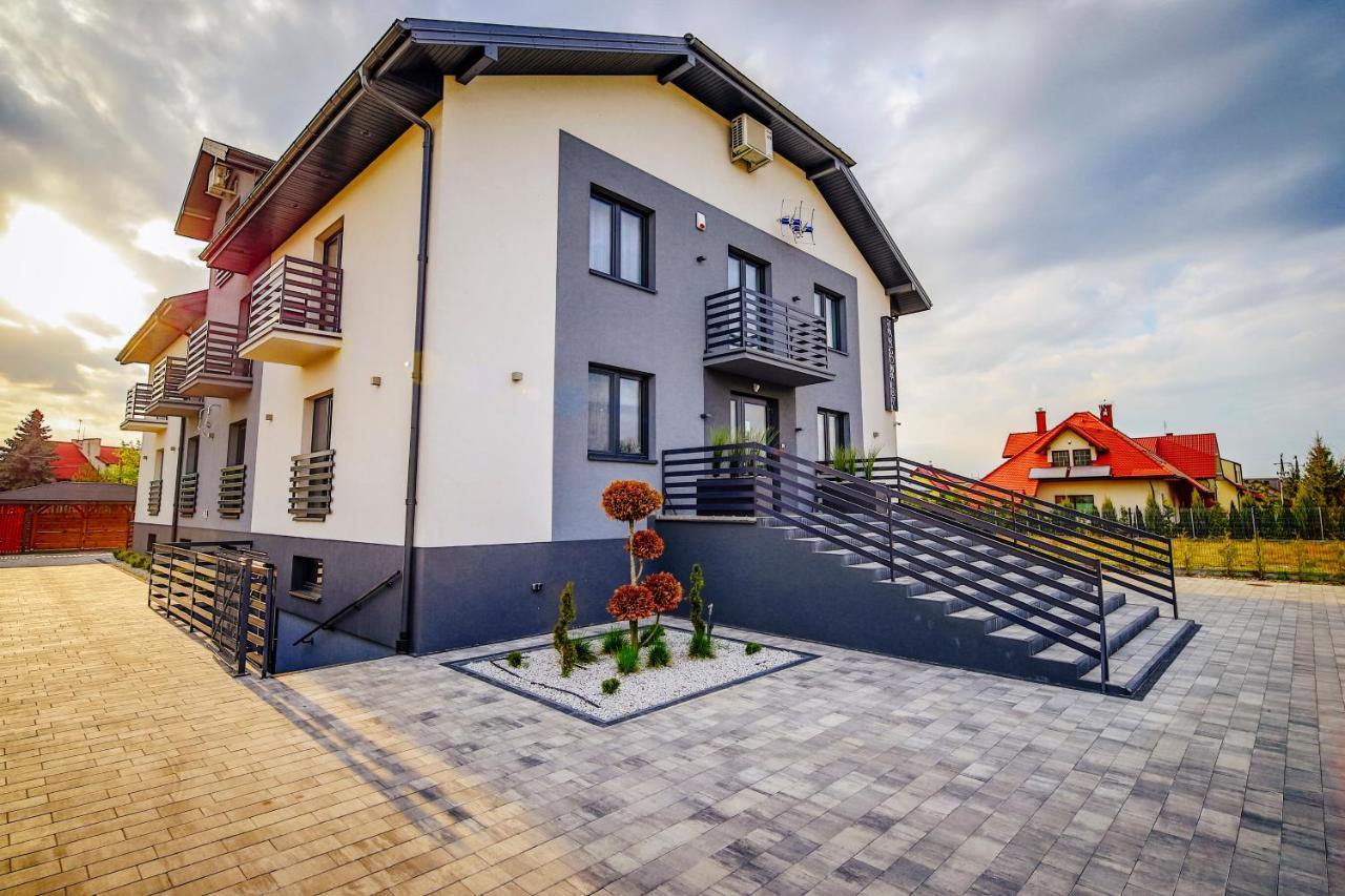 Targowa37 Uniejow Bed & Breakfast Екстериор снимка