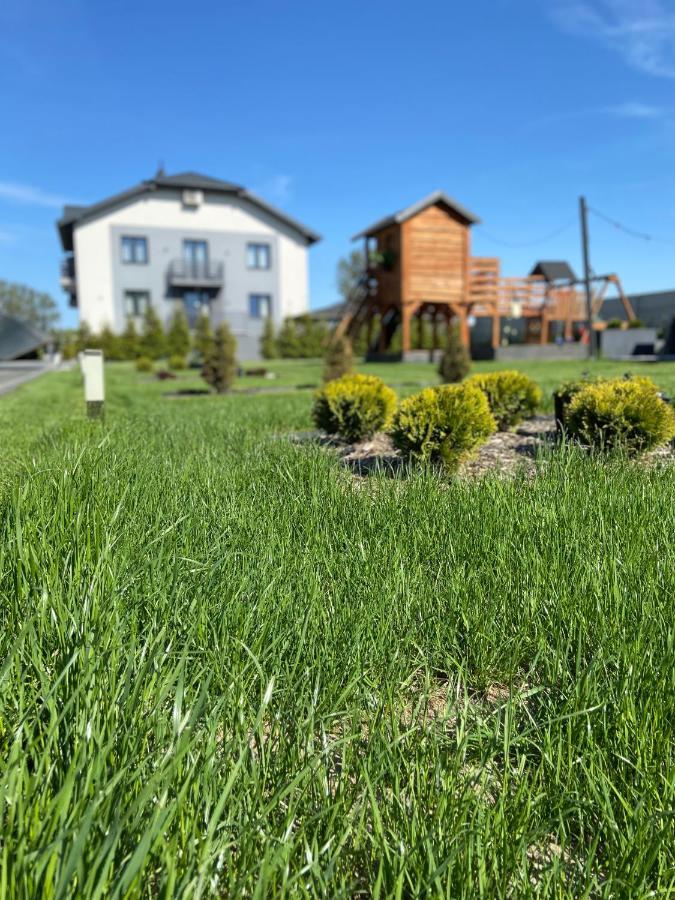 Targowa37 Uniejow Bed & Breakfast Екстериор снимка